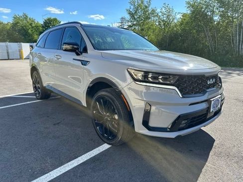 Used 2023 Kia Sorento SX AWD/4WD image 7