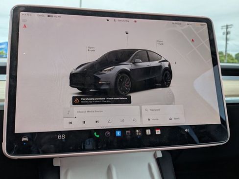 Used 2022 Tesla Model Y Performance AWD/4WD image 10