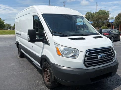 Used 2018 Ford Transit 250 148 Medium Roof RWD image 3