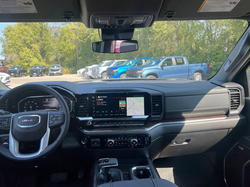 New 2025 GMC Sierra 1500 Elevation w/ Preferred Package image 34