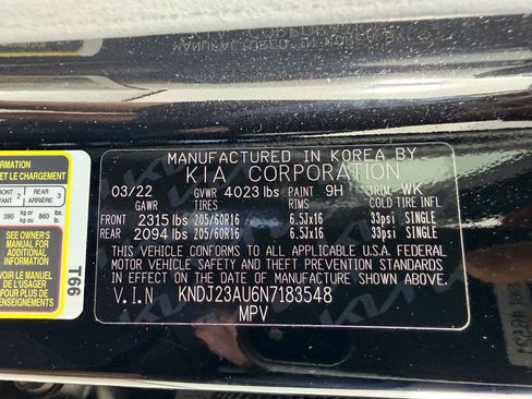 Used 2022 Kia Soul LX w/ Technology Package FWD image 12