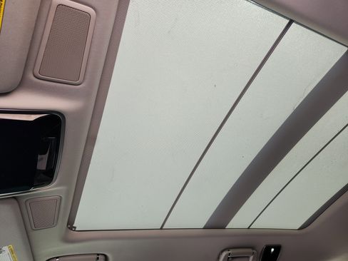 Used 2020 Land Rover Range Rover HSE image 26