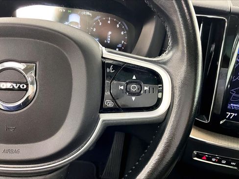 Used 2021 Volvo XC60 T6 Inscription AWD/4WD image 23