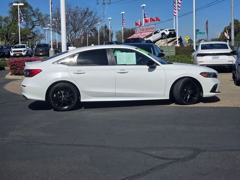 Used 2022 Honda Civic Sport image 3