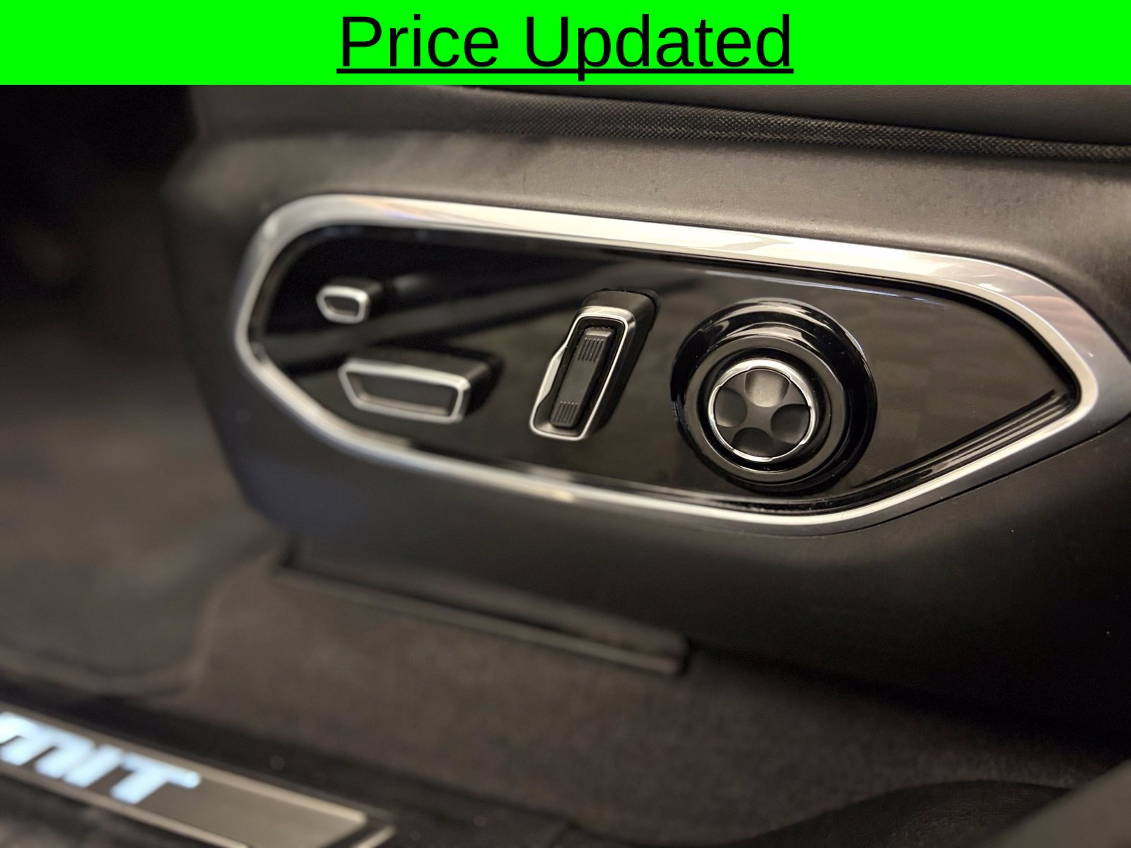 Used 2022 Jeep Grand Cherokee Summit AWD/4WD image 5