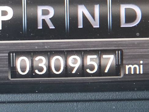 Used 2021 RAM 1500 Big Horn RWD image 33