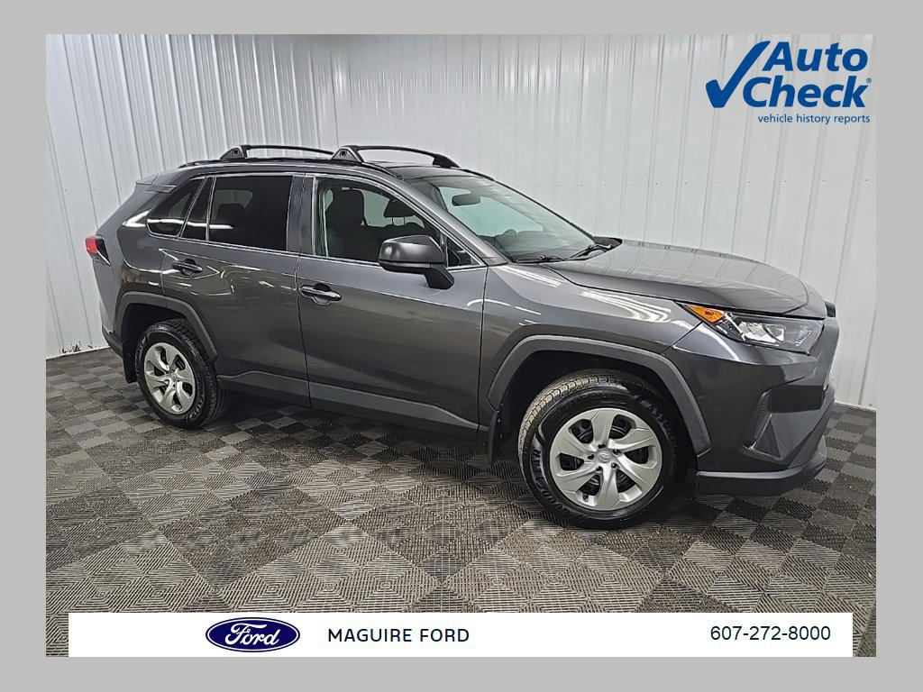 Used 2021 Toyota RAV4 LE AWD/4WD image 1