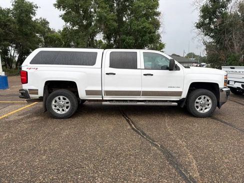 Used 2015 Chevrolet Silverado 2500 LT w/ LT Convenience Package AWD/4WD image 7
