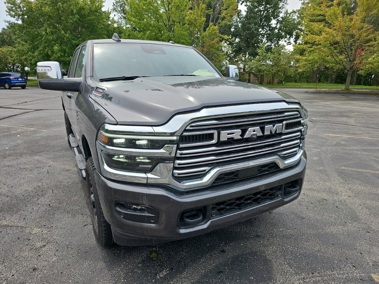 Used 2025 RAM 2500 Laramie AWD/4WD image 8