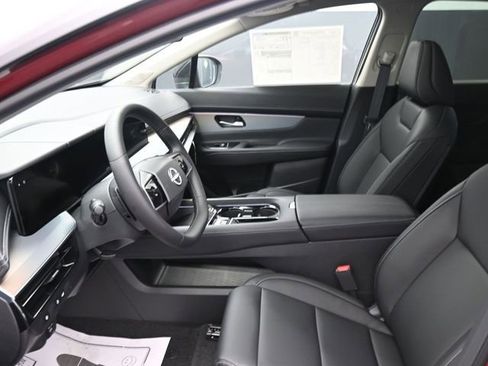 Used 2025 Nissan Murano SL AWD/4WD image 11