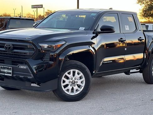 New 2025 Toyota Tacoma SR5 image 34