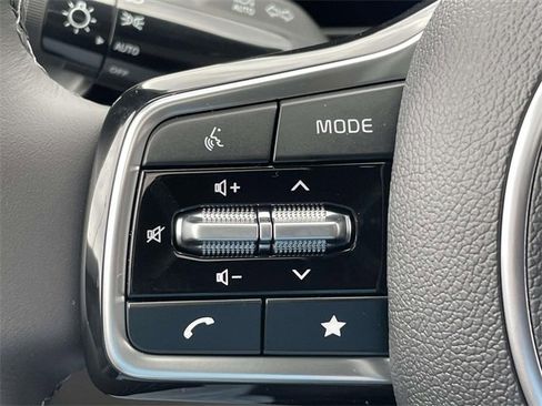 New 2026 Kia Carnival LXS image 31