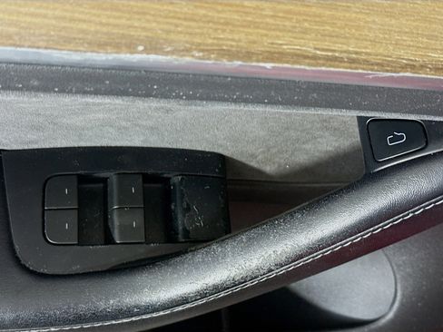 Used 2022 Tesla Model 3 Standard Range image 23