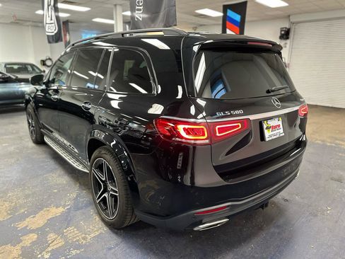 Used 2021 Mercedes-Benz GLS 580 4MATIC image 9