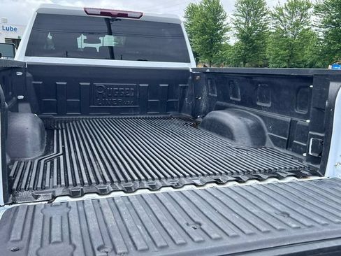 Used 2025 Chevrolet Silverado 3500 LT w/ Safety Package AWD/4WD image 6