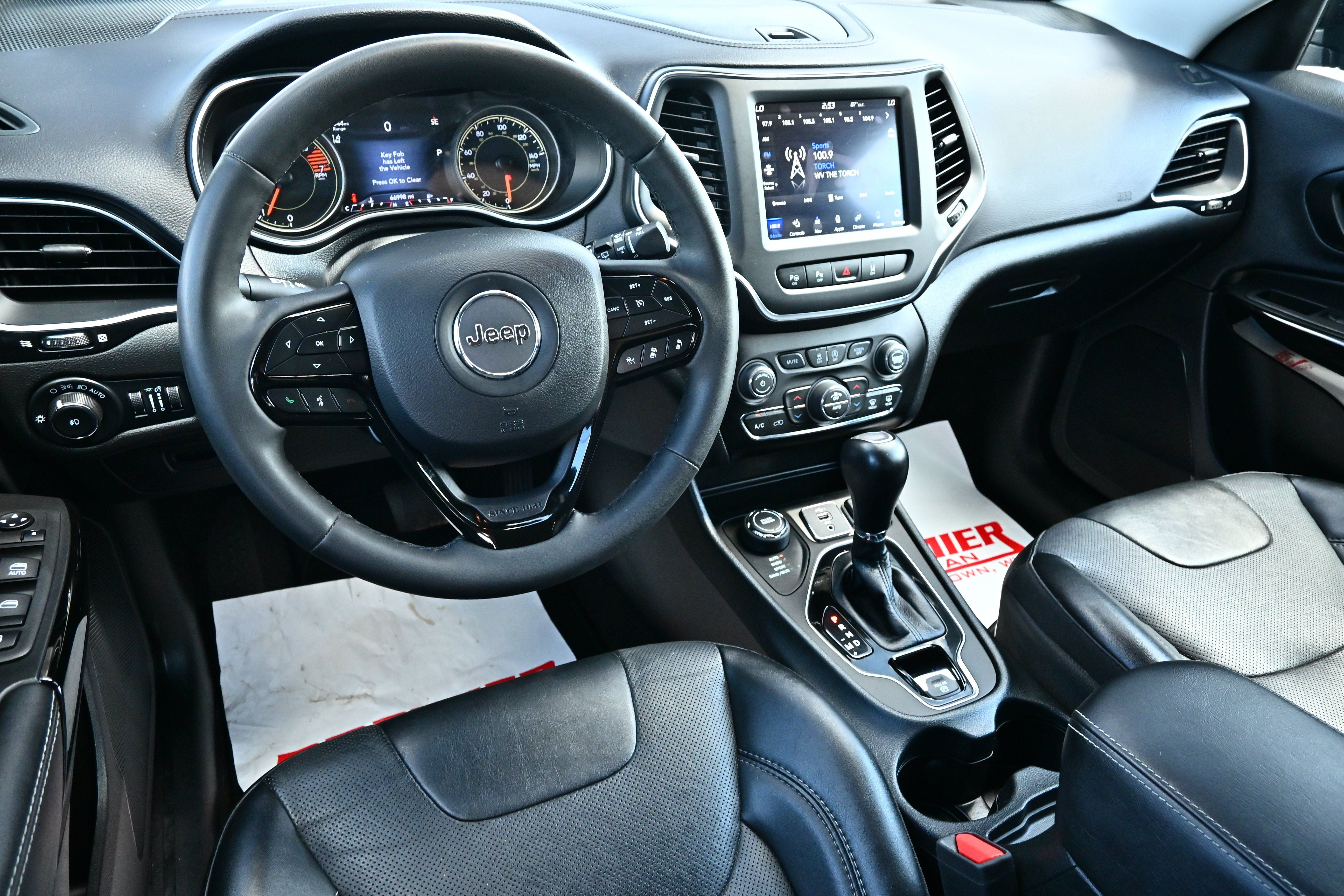 Used 2023 Jeep Cherokee Altitude Lux AWD/4WD image 21