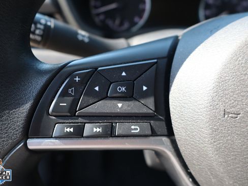 Used 2023 Nissan Sentra SV FWD image 15