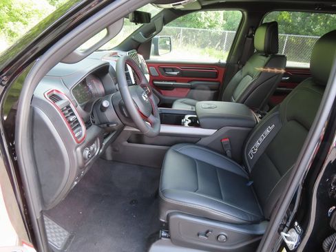 New 2026 RAM 1500 Rebel w/ Rebel Level 2 Equipment Group image 25