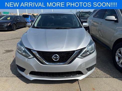 Used 2016 Nissan Sentra S FWD image 2