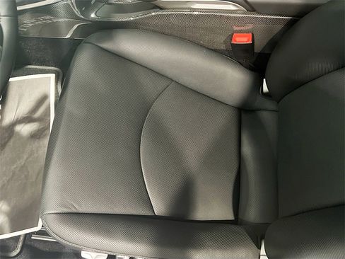 Used 2012 Porsche 911 Turbo S image 21