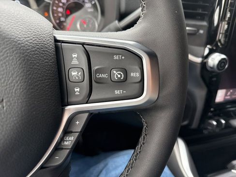 New 2026 RAM 2500 Big Horn AWD/4WD image 28