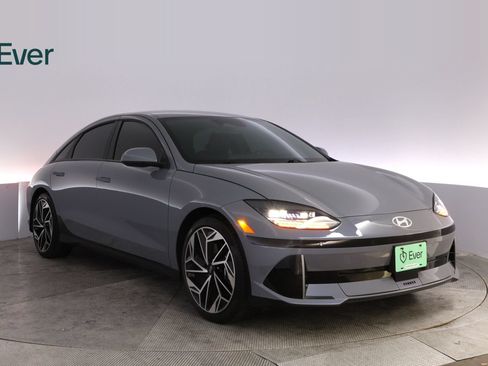 Used 2024 Hyundai Ioniq 6 Limited RWD image 13