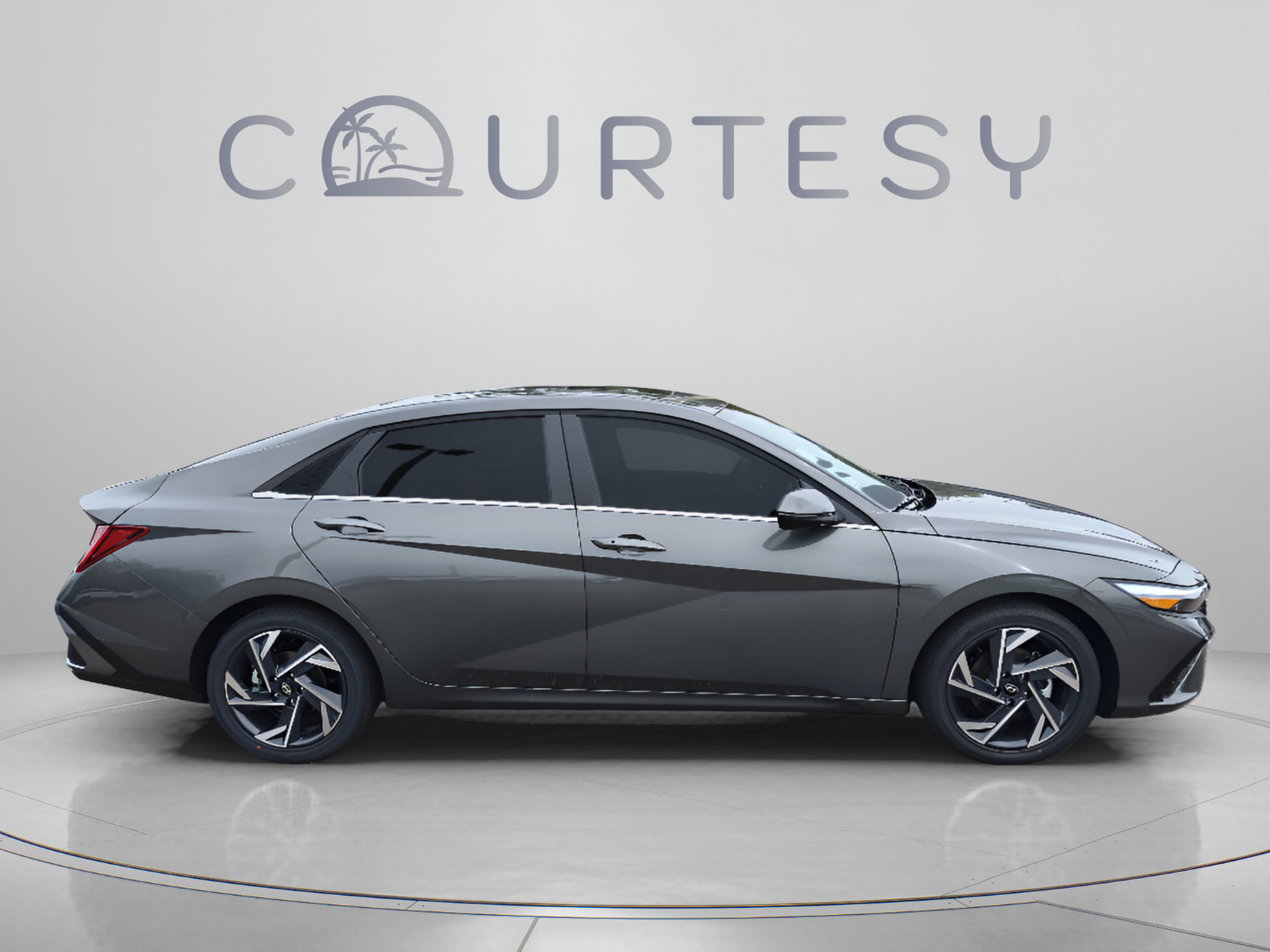 New 2026 Hyundai Elantra Limited FWD image 5