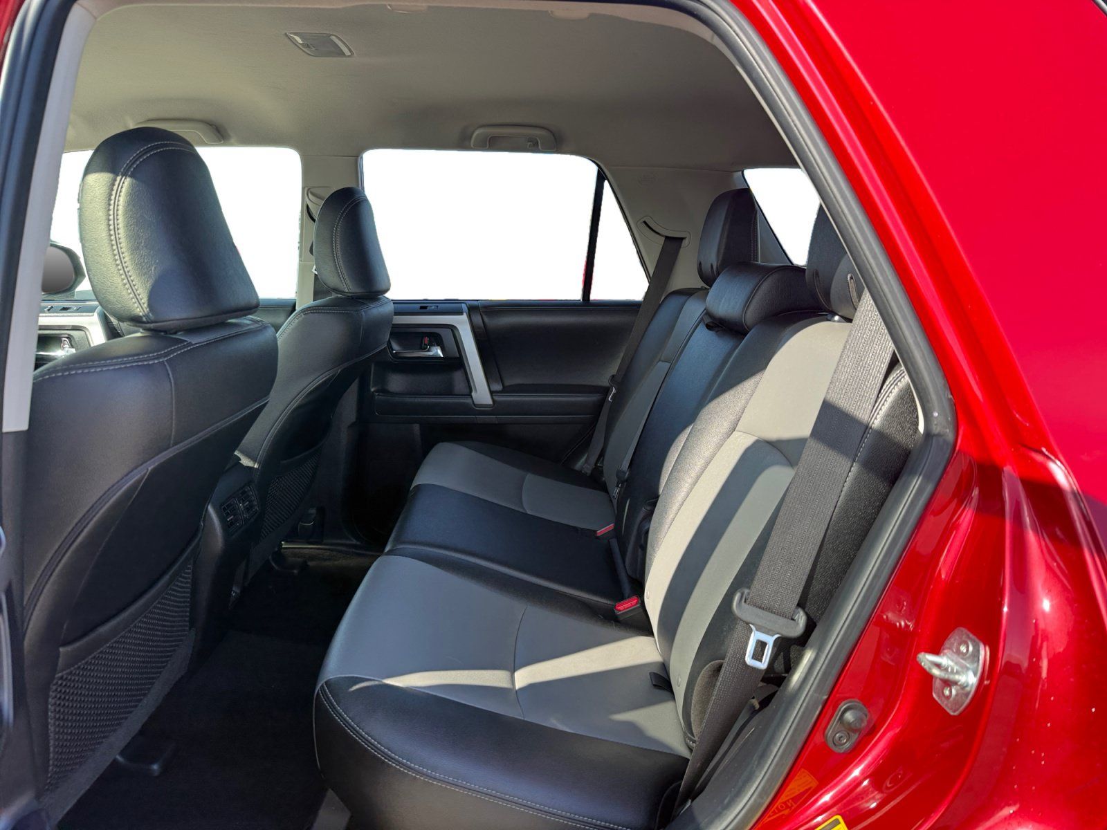 Used 2021 Toyota 4Runner SR5 Premium AWD/4WD image 16