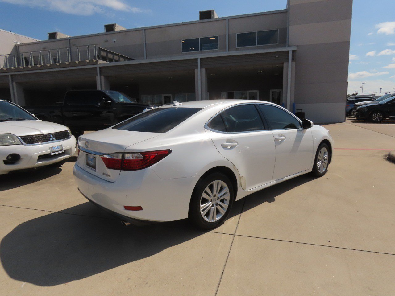 Used 2013 Lexus ES 350 w/ Premium Pkg FWD image 11