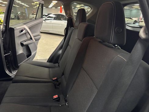 Used 2018 Toyota RAV4 XLE image 45