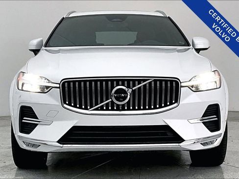 Used 2023 Volvo XC60 B5 Ultimate w/ Protection Package Premier image 5