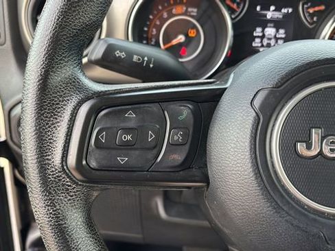 Used 2021 Jeep Wrangler Unlimited Willys image 22