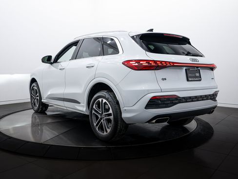 Certified 2025 Audi Q5 Premium Plus w/ Premium Plus image 5