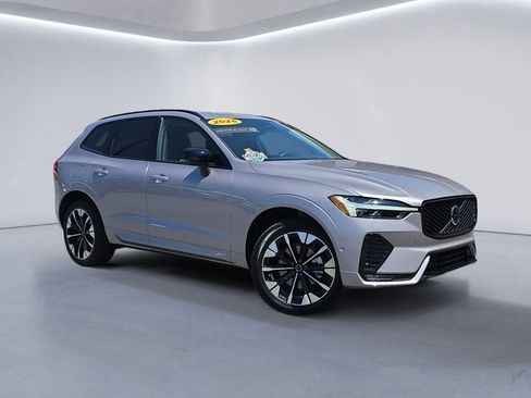 Used 2026 Volvo XC60 B5 Plus w/ Protection Package Premier AWD/4WD image 2