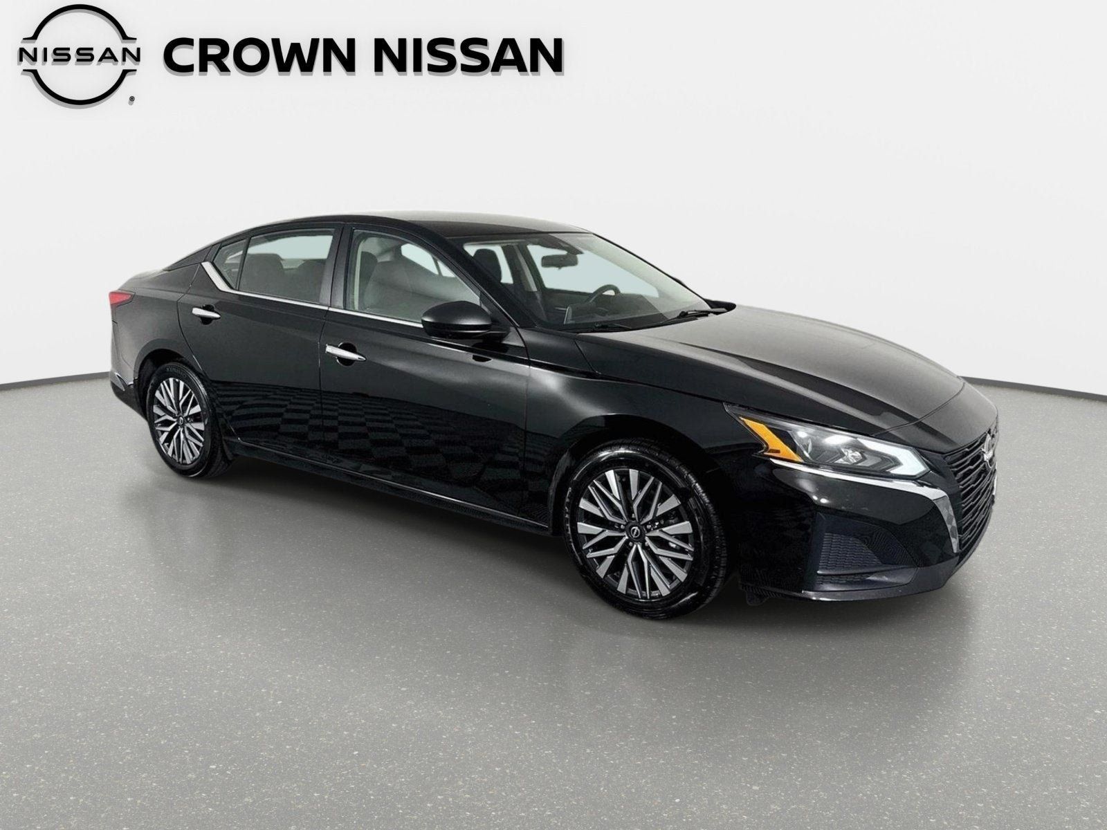 Certified 2025 Nissan Altima 2.5 SV FWD image 3
