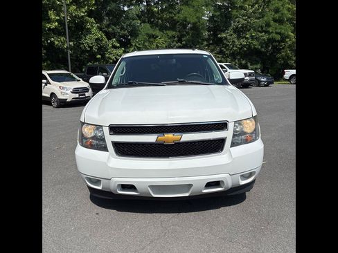 Used 2014 Chevrolet Suburban LS AWD/4WD image 1