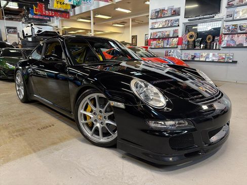 Used 2007 Porsche 911 GT3 RWD image 1