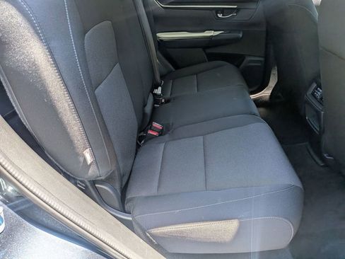 Used 2025 Honda CR-V LX image 29