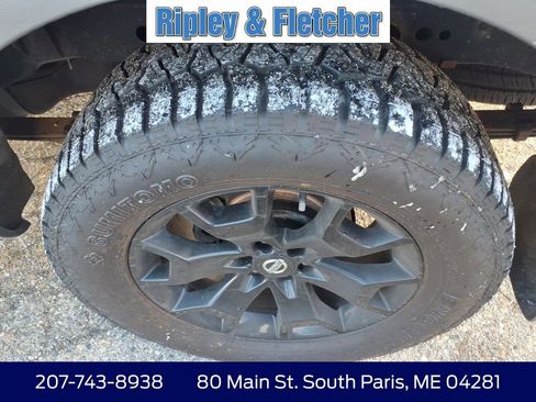 Used 2020 Nissan Frontier SV w/ Midnight Edition Floor Mats AWD/4WD image 9