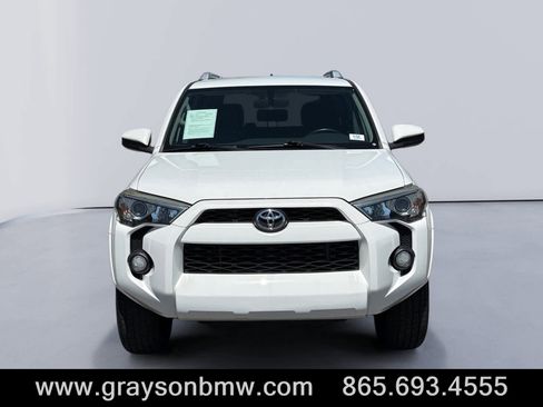 Used 2017 Toyota 4Runner SR5 RWD image 8