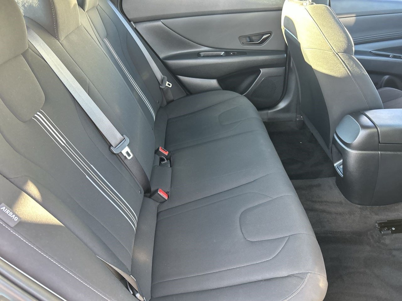 Used 2025 Hyundai Elantra Sport FWD image 10