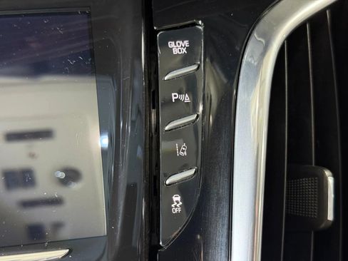 Used 2015 Cadillac Escalade Premium AWD/4WD image 42