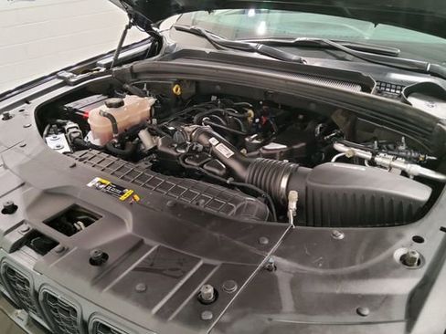 Used 2023 Jeep Grand Cherokee Altitude AWD/4WD image 29