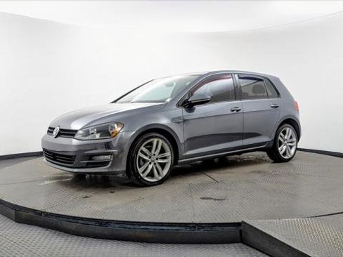 Used 2017 Volkswagen Golf SEL image 2