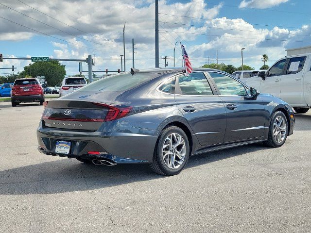 Used 2020 Hyundai Sonata SEL w/ Convenience Package FWD image 3