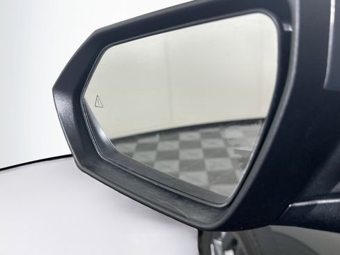 Used 2024 Hyundai Elantra SEL image 16