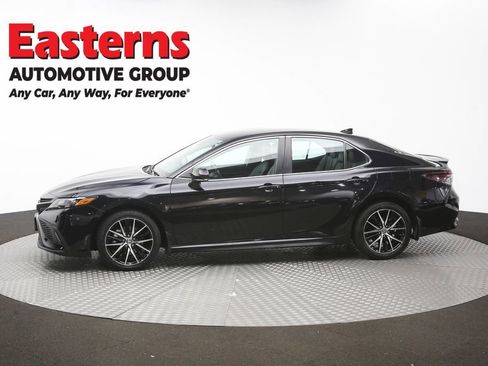 Used 2024 Toyota Camry SE w/ Cold Weather Package FWD image 58