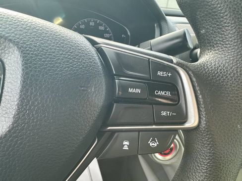 Used 2019 Honda Accord LX image 25