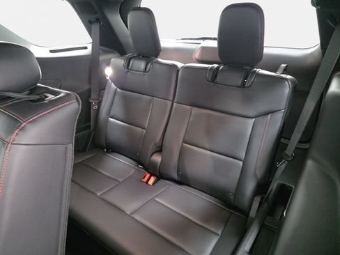 Used 2026 Ford Explorer ST-Line w/ ST-Line Street Pack AWD/4WD image 36