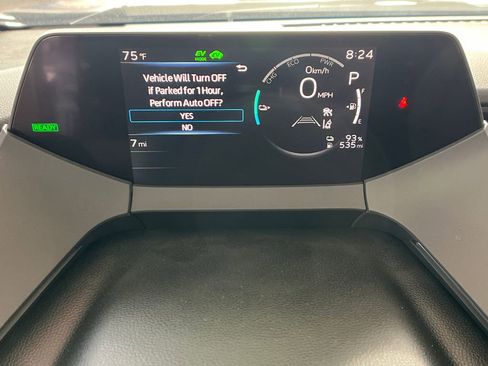 New 2025 Toyota Prius Plug-In Hybrid image 17